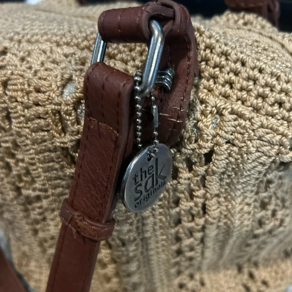 The Sak Brown Crochet Shoulder Bag - Picture 5 of 12